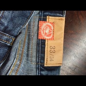 Men’s Gap 1969 standard fit denim -nwot